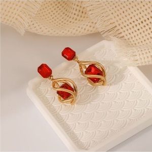 ✨Diamond Red Geometric Gemstone & Crystal Stud Earrings